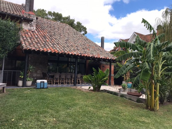 Casa en VENTA en exclusivo Barrio Rey Moro - La Horqueta San Isidro