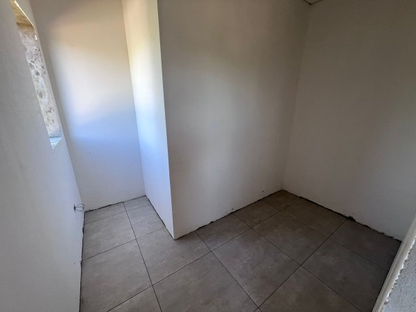 VENTA DUPLEX DE DOS DORMITORIOS CON GALERIA Y JARDIN EN MANZANARES - PILAR