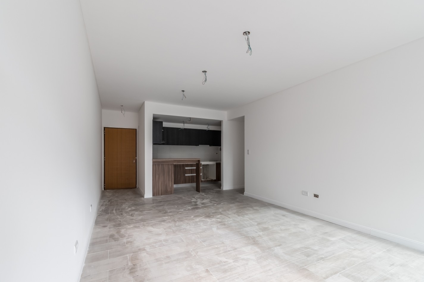 Venta Departamento Tres Amb Balcon Terraza Parrilla Coghlan Pasos de La Estacion