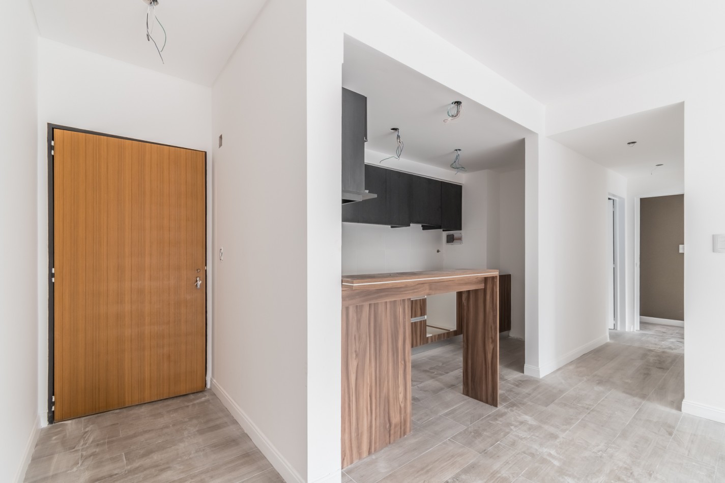 Venta Departamento Tres Amb Balcon Terraza Parrilla Coghlan Pasos de La Estacion
