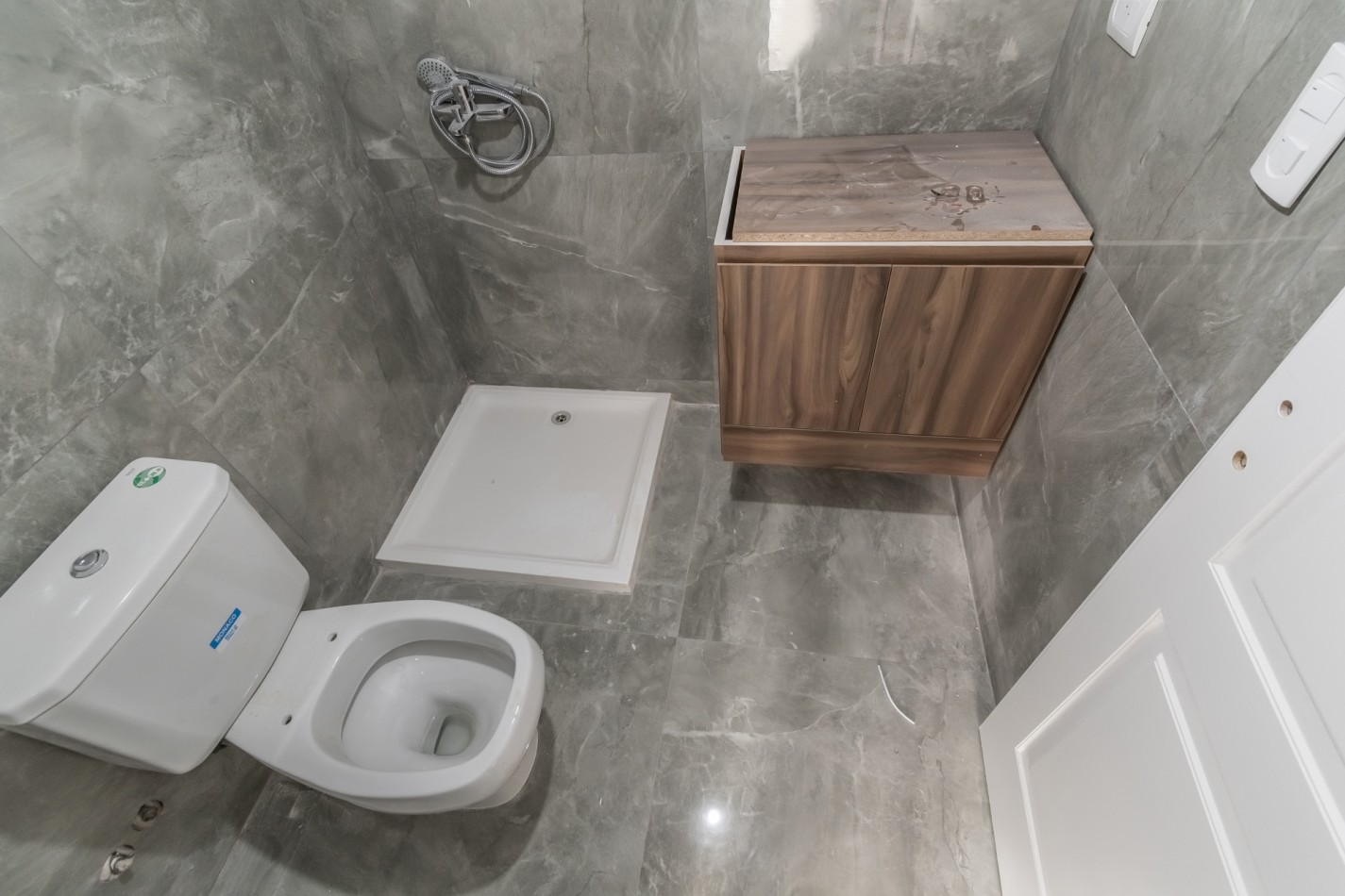 Venta Departamento Tres Amb Balcon Terraza Parrilla Coghlan Pasos de La Estacion