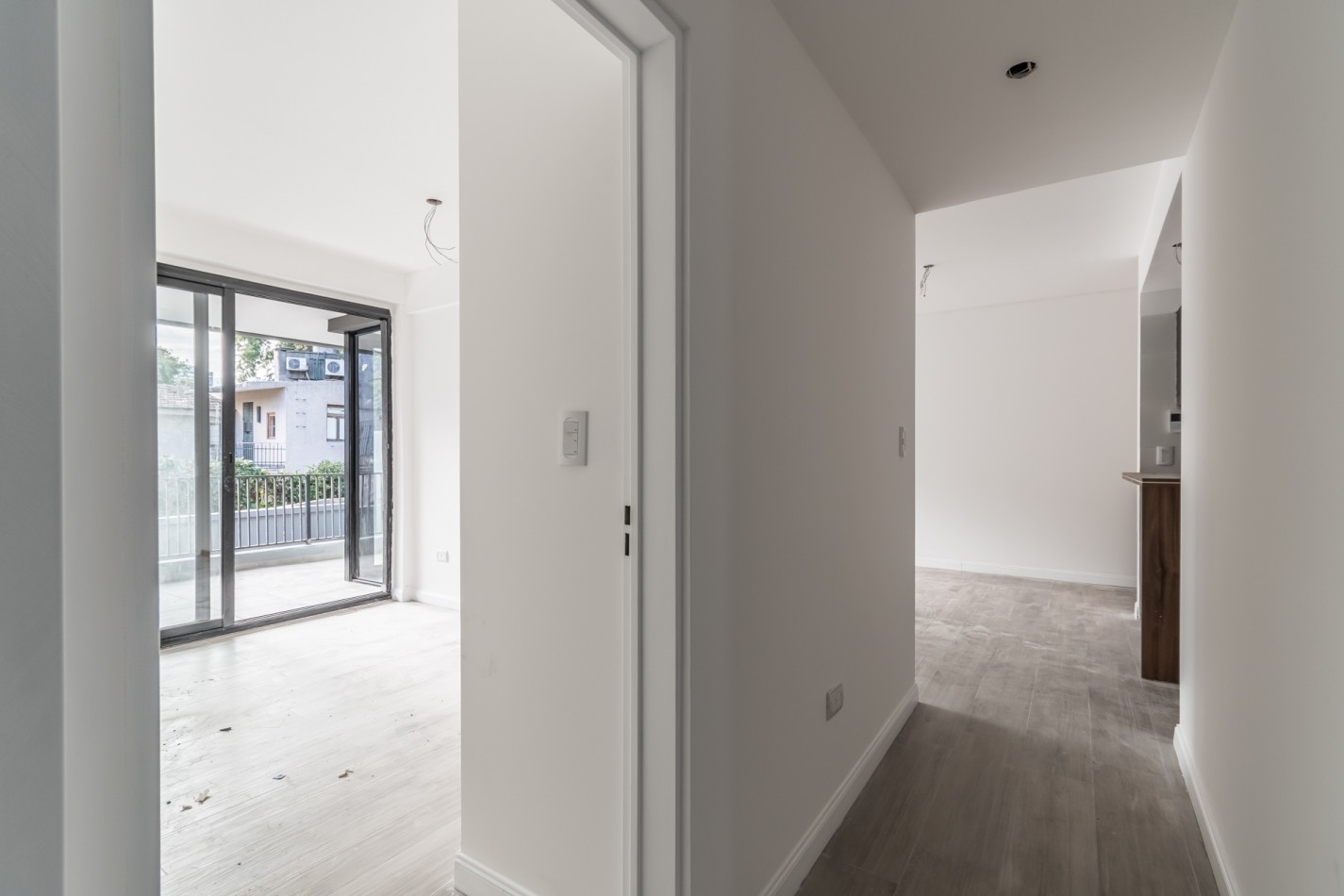 Venta Departamento Tres Amb Balcon Terraza Parrilla Coghlan Pasos de La Estacion