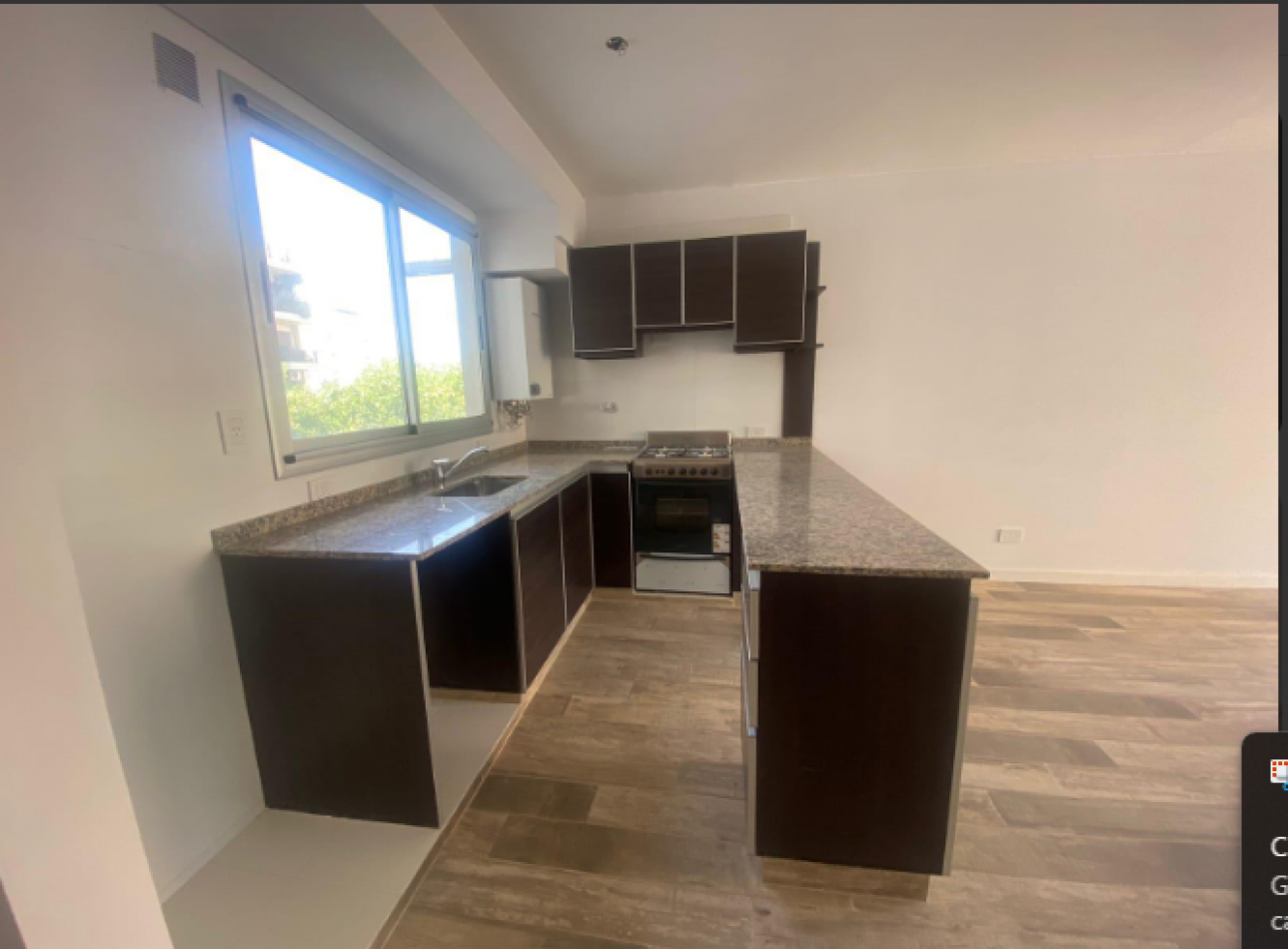 Apto Credito Venta de Departamento de Tres Ambientes con Balcon en Almagro