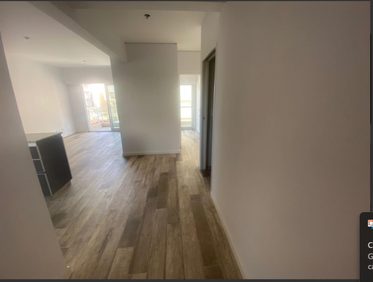 Apto Credito Venta de Departamento de Tres Ambientes con Balcon en Almagro