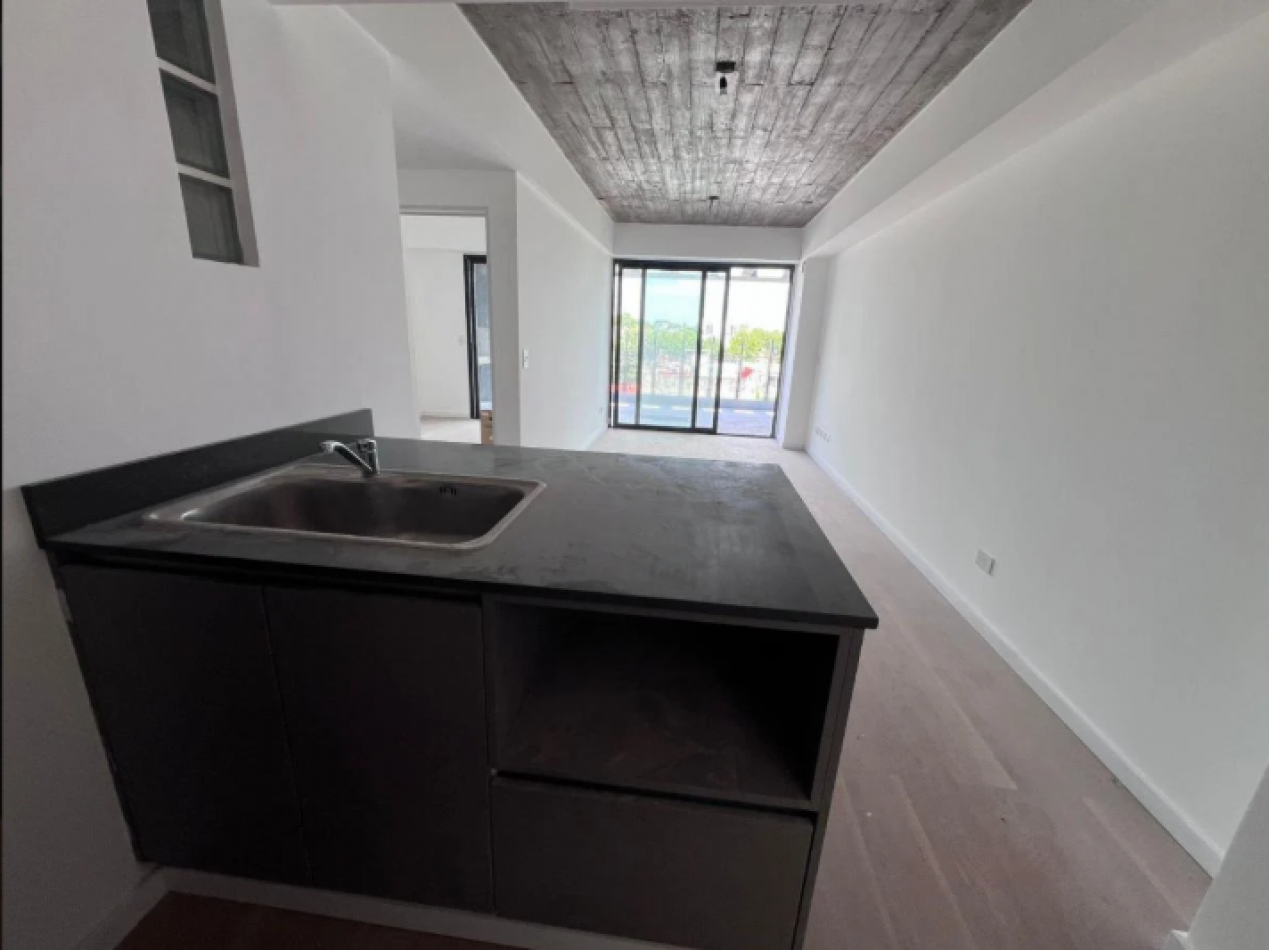 Venta Departamento Tres Ambientes con Balcon Terraza con Parrilla Villa Urquiza