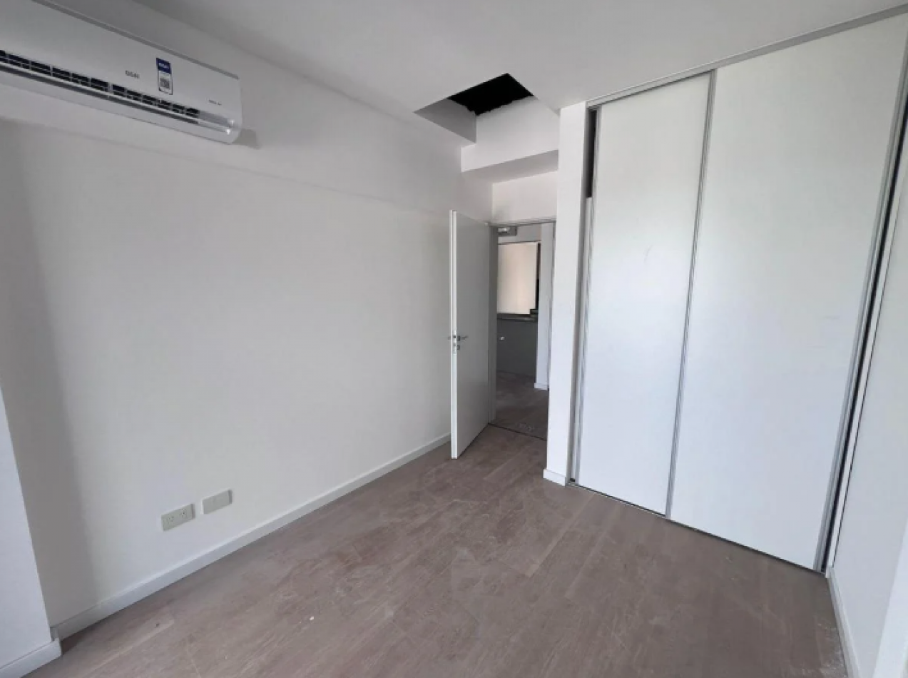 Venta Departamento Tres Ambientes con Balcon Terraza con Parrilla Villa Urquiza