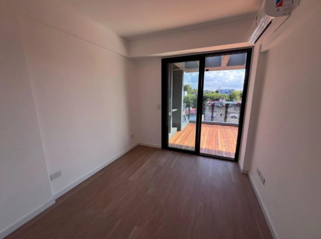 Venta Departamento Tres Ambientes con Balcon Terraza con Parrilla Villa Urquiza
