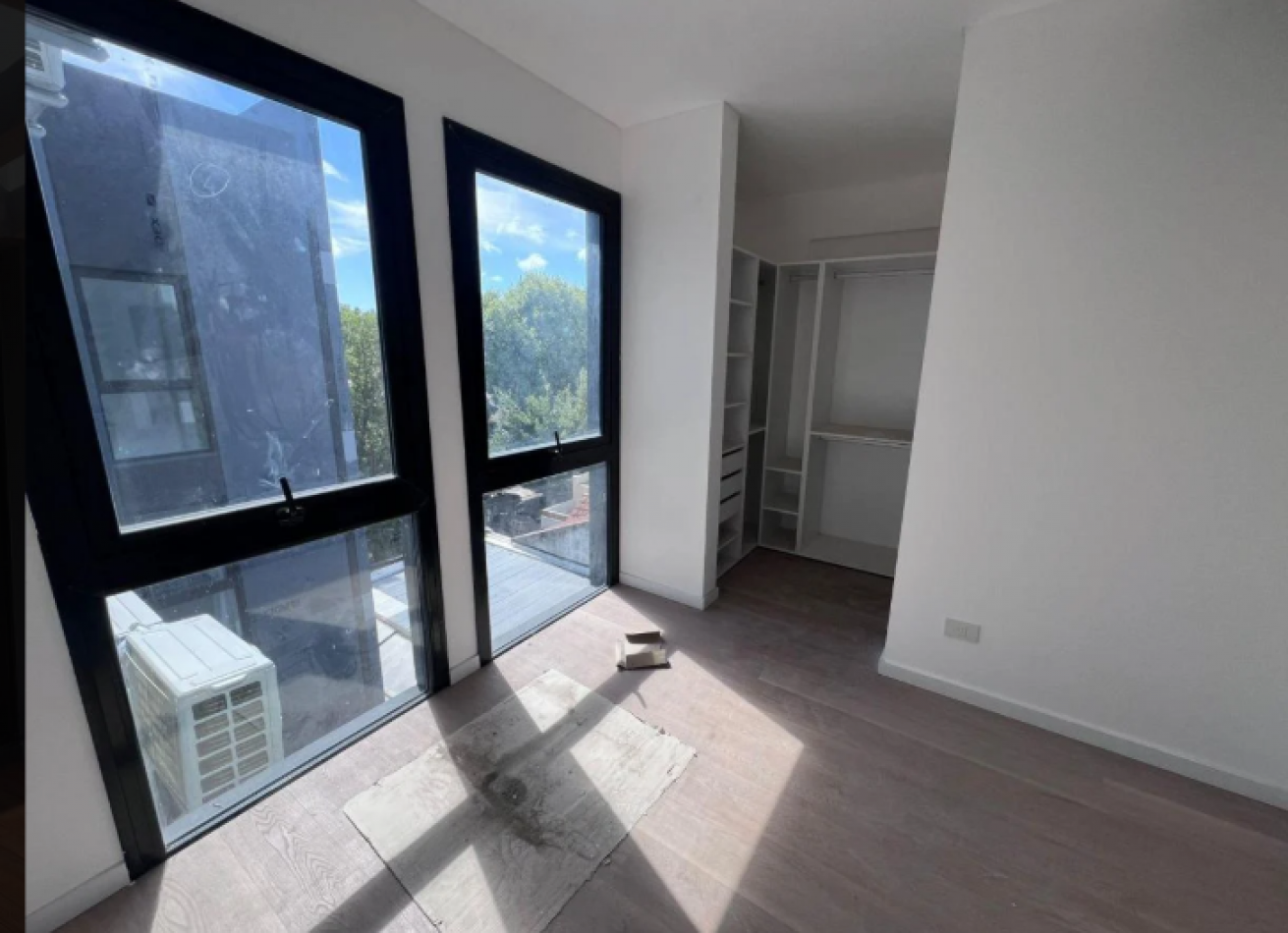 Venta Departamento Tres Ambientes con Balcon Terraza con Parrilla Villa Urquiza