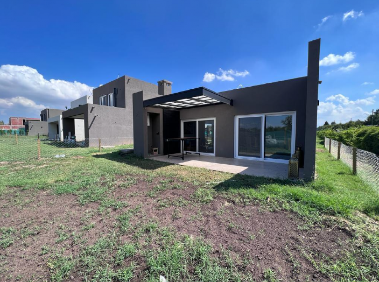 Casa en Venta Barrio El Aljibe de Manzanares - Pilar Entrega Septiembre 2025!