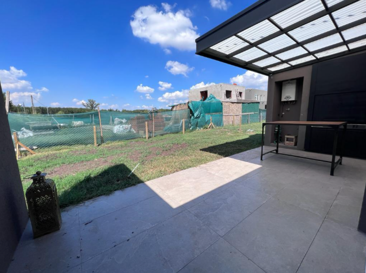 Casa en Venta Barrio El Aljibe de Manzanares - Pilar Entrega Septiembre 2025!