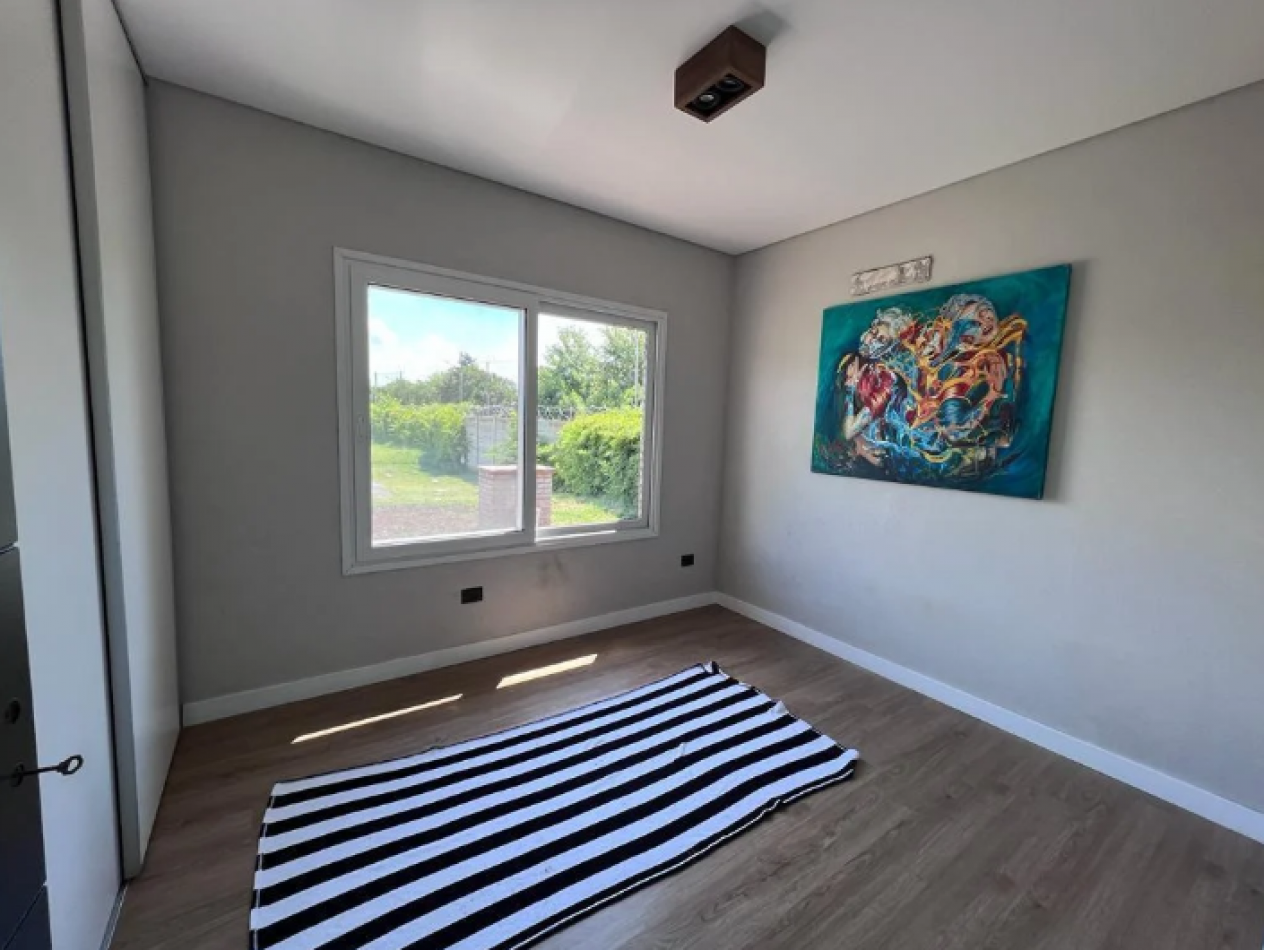 Casa en Venta Barrio El Aljibe de Manzanares - Pilar Entrega Septiembre 2025!