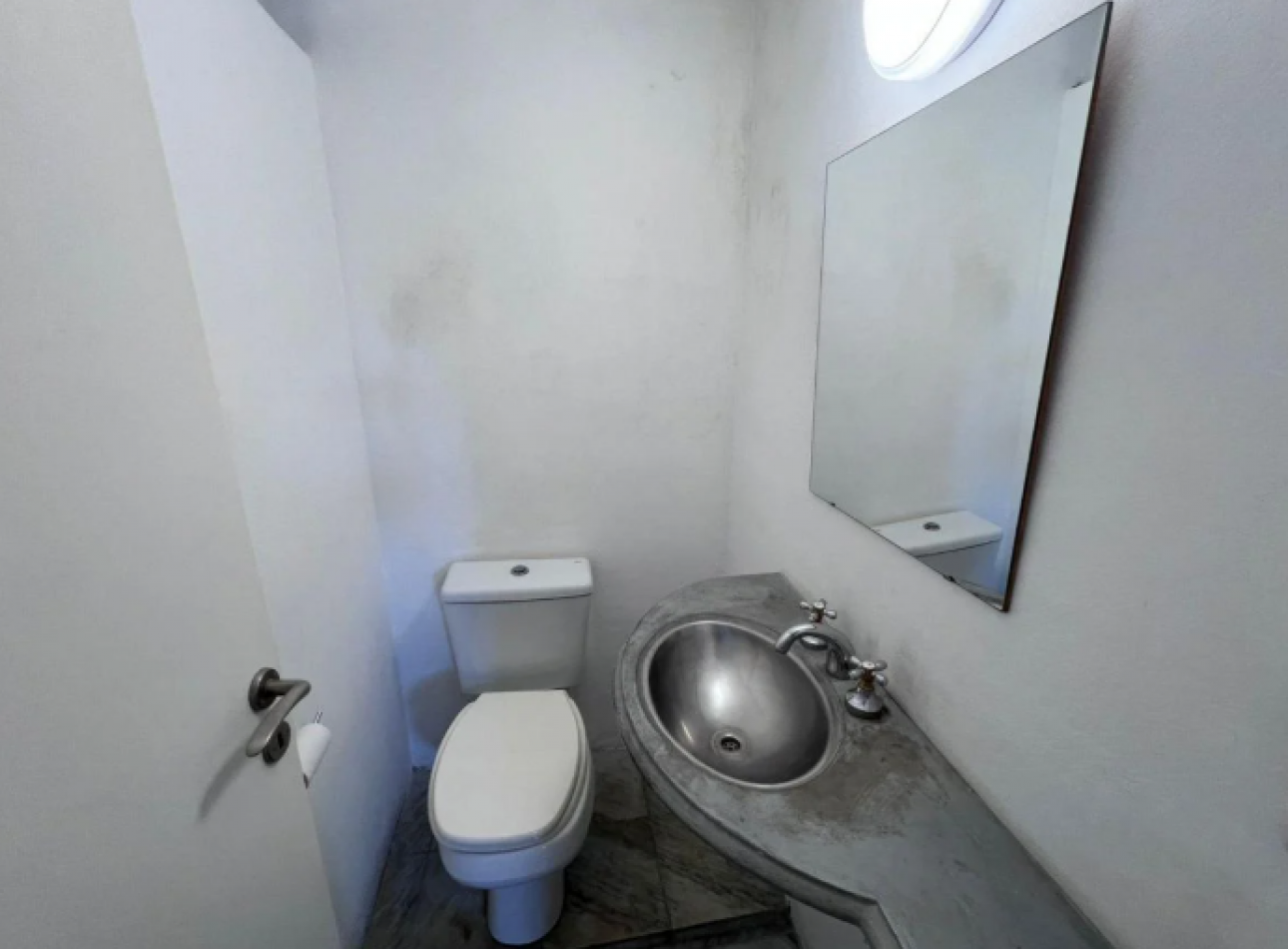 Apto Credito Venta Departamento Tres Ambientes con Cochera en San Isidro