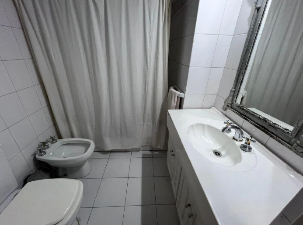 Apto Credito Venta Departamento Tres Ambientes con Cochera en San Isidro