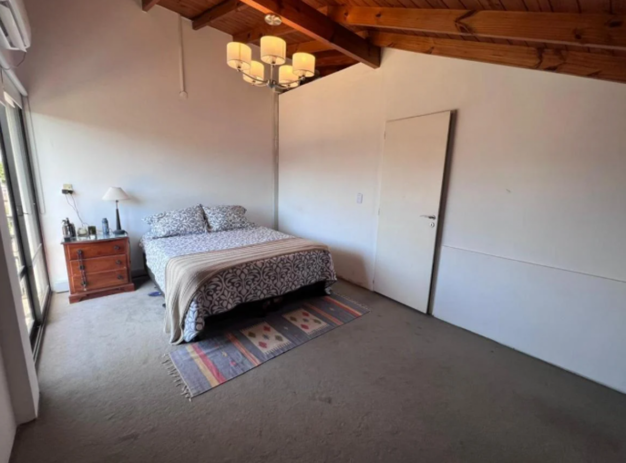 Apto Credito Venta Departamento Tres Ambientes con Cochera en San Isidro