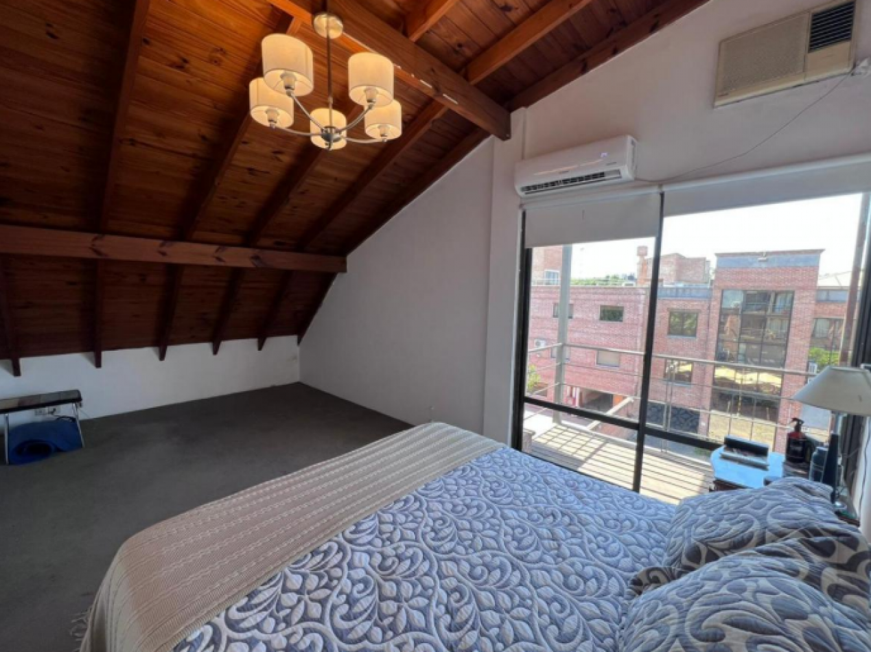 Apto Credito Venta Departamento Tres Ambientes con Cochera en San Isidro