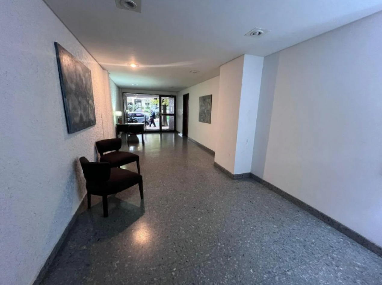 Venta Apto Credito Departamento Tres Ambientes con Cochera y Baulera en Acassuso
