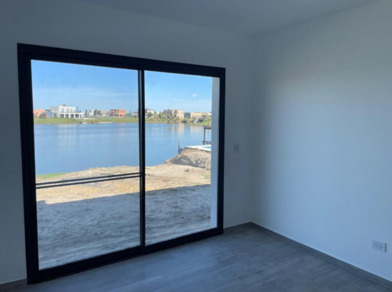 Venta Casa a La Laguna en San Sebastian Area (7)