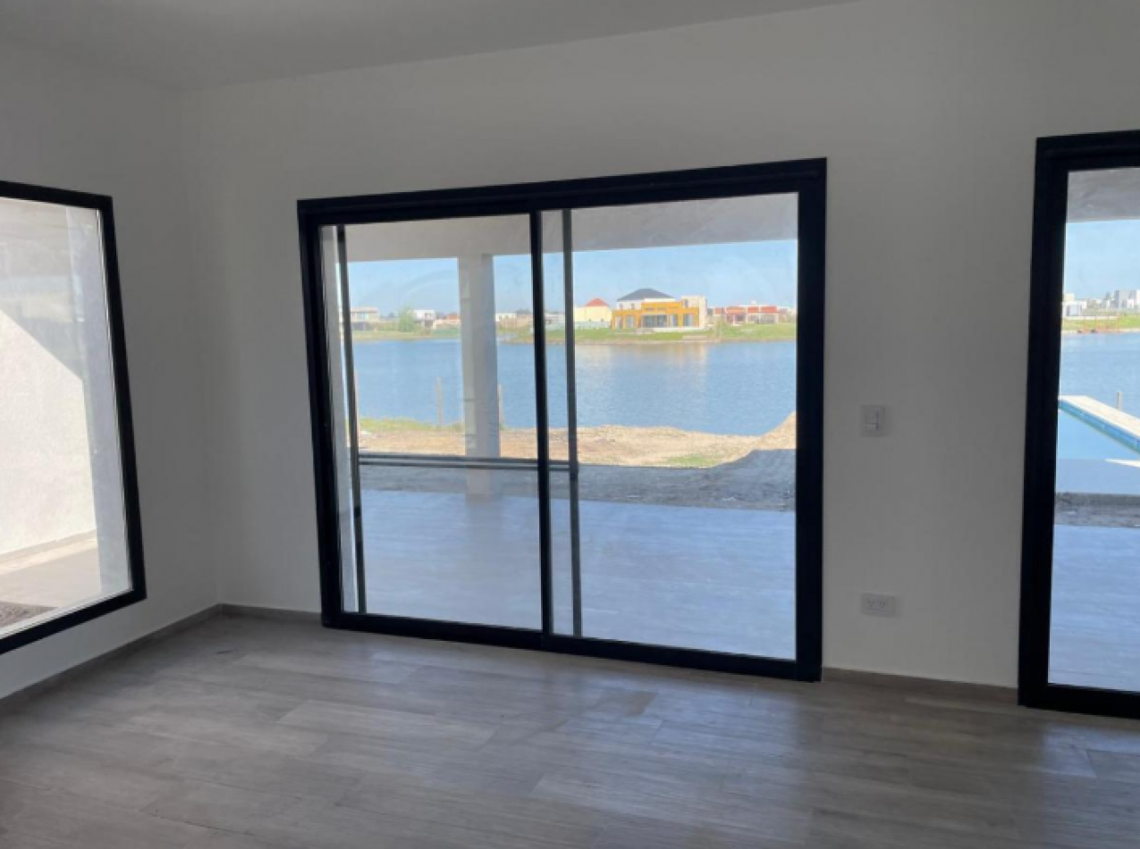 Venta Casa a La Laguna en San Sebastian Area (7)