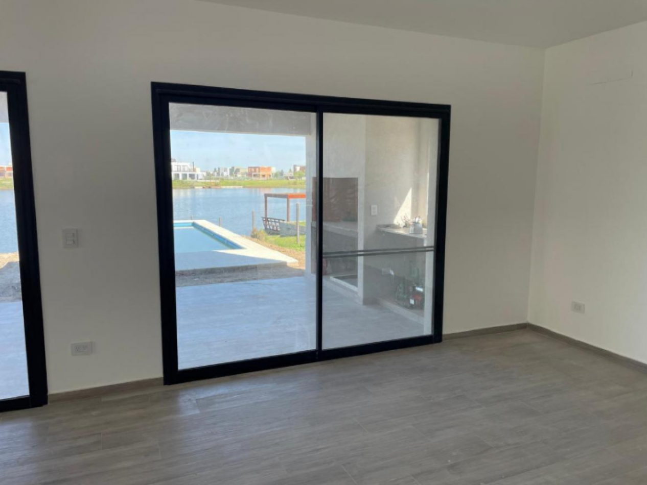 Venta Casa a La Laguna en San Sebastian Area (7)