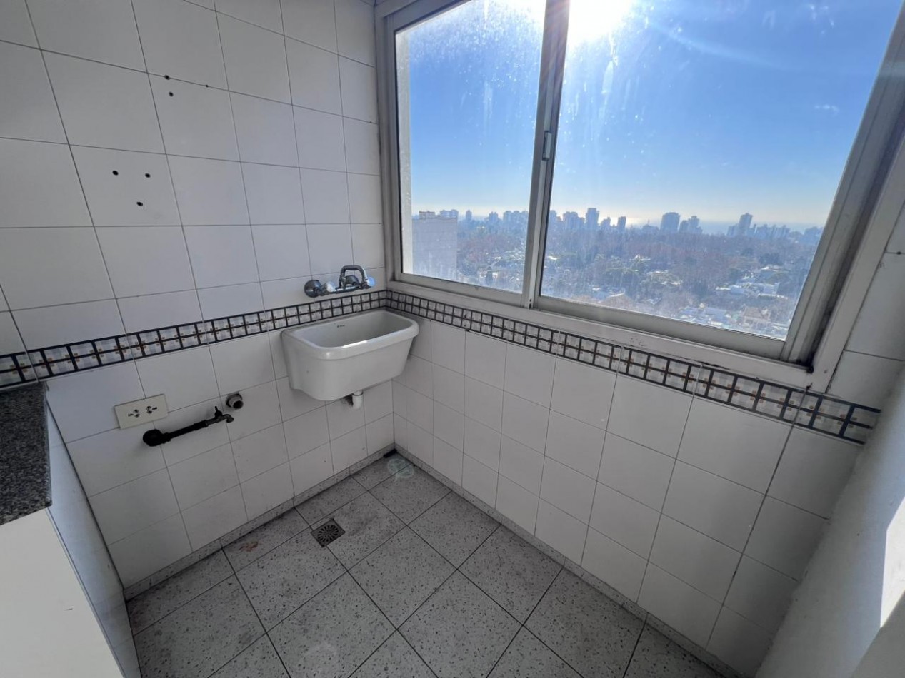 Apto Credito Venta Departamento Tres Ambientes Vista Al Rio y Coch Vicente Lopez
