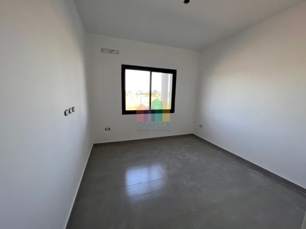 Casa en Venta en San Sebastian Tres Dormitorios CON Vista AL Jardin!!!