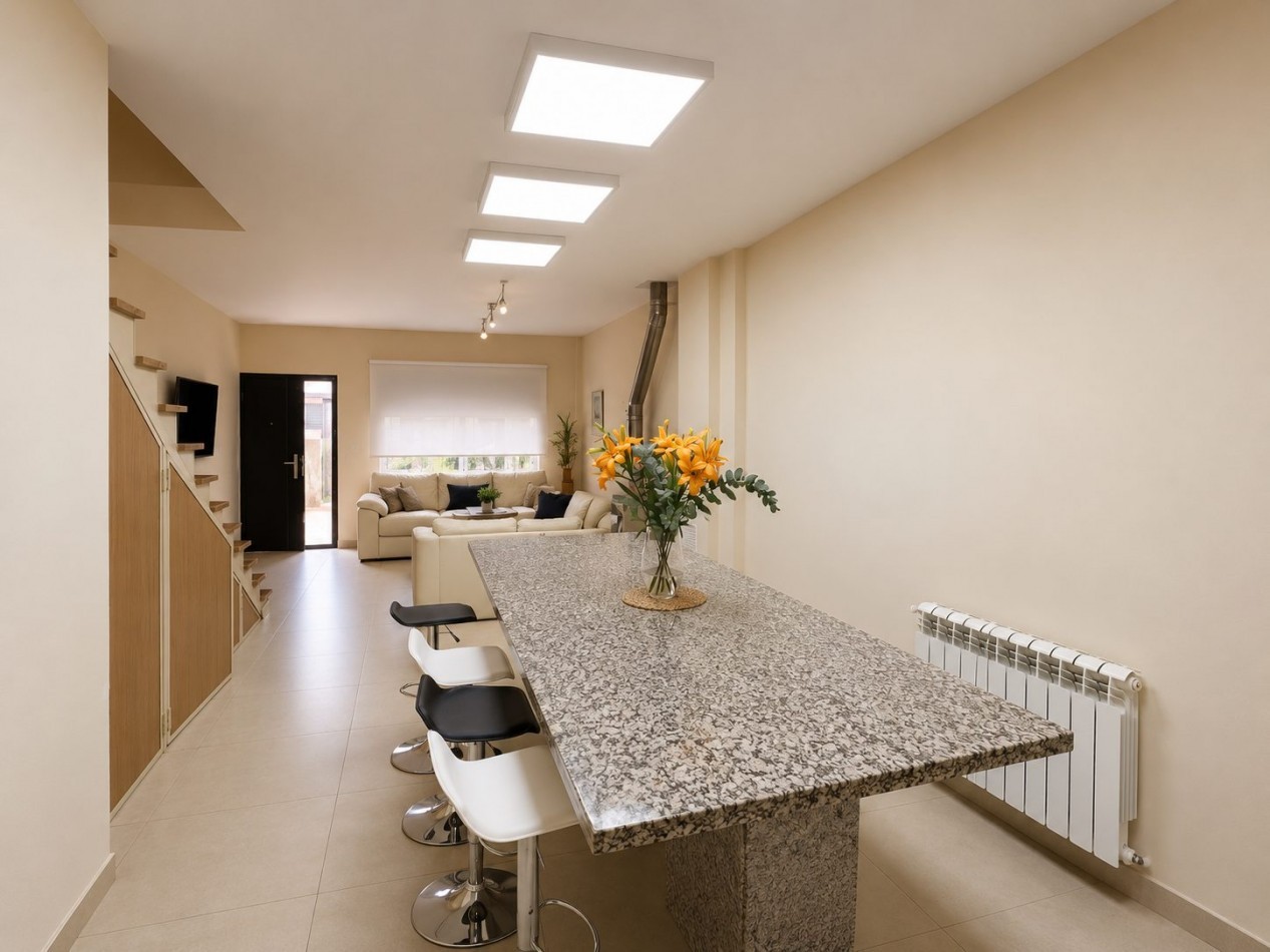 EXCEPCIONAL DUPLEX A ESTRENAR EN FLORIDA OESTE - 230 M² TOTALES