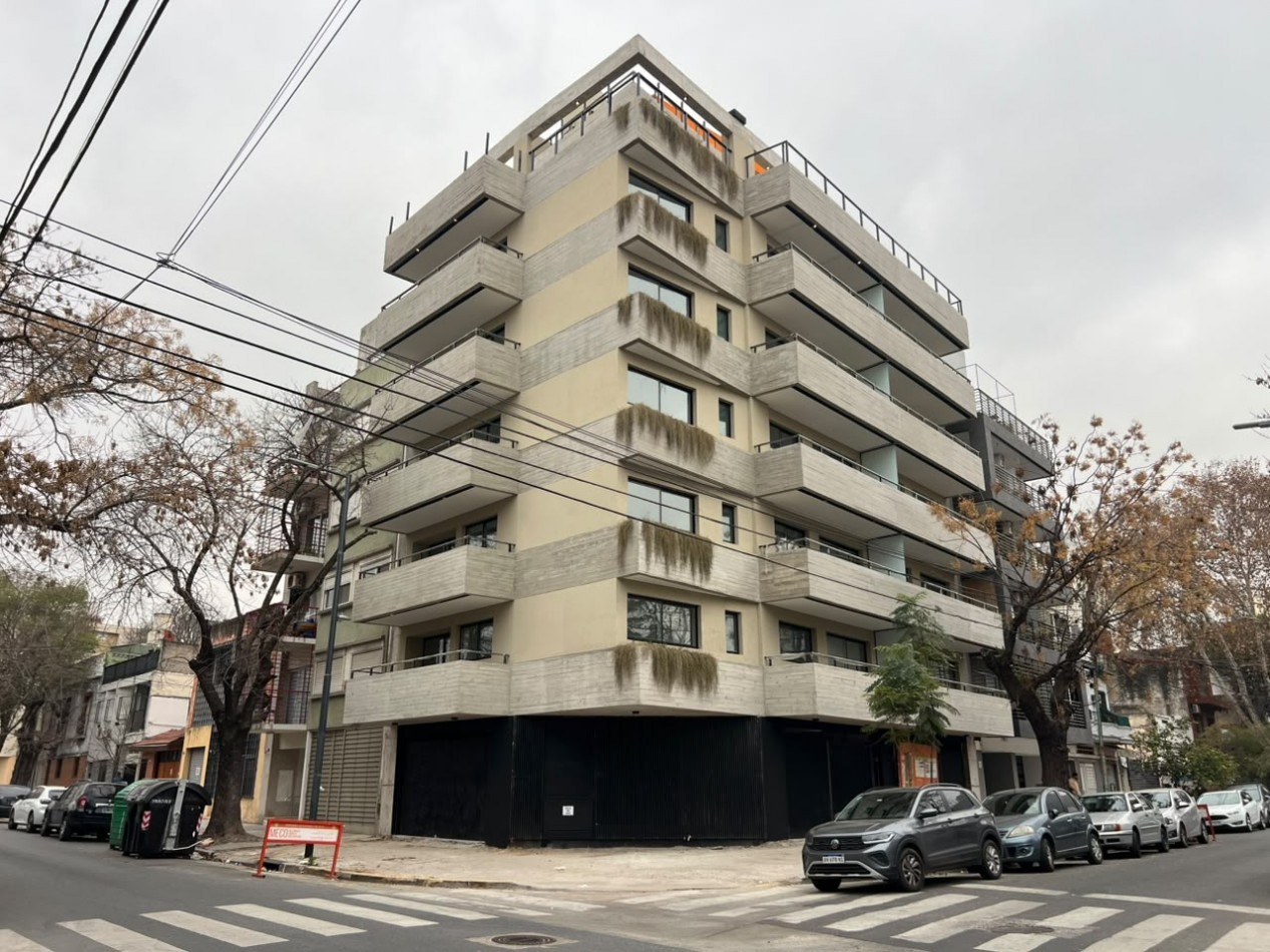  Venta en Construccion Depto 2 Ambientes en Parque Chas a m del Subte B