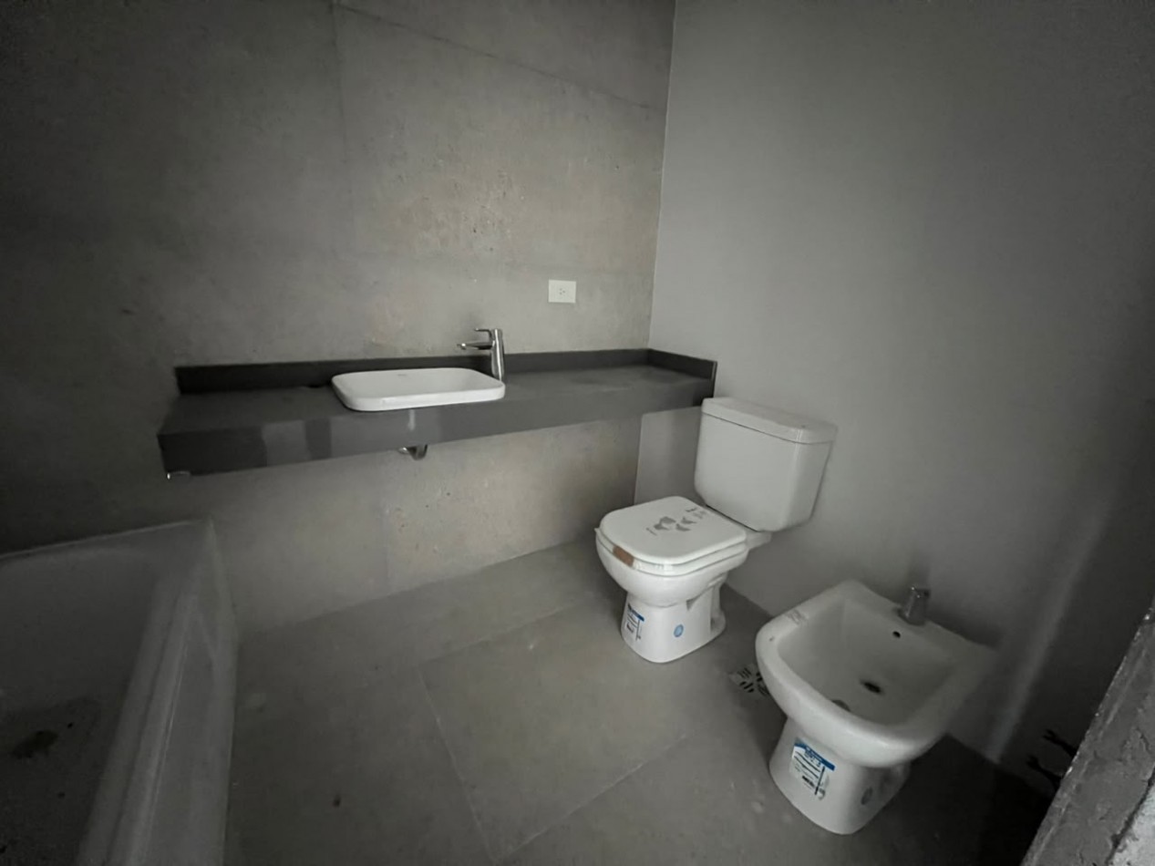  Venta en Construccion Depto 2 Ambientes en Parque Chas a m del Subte B