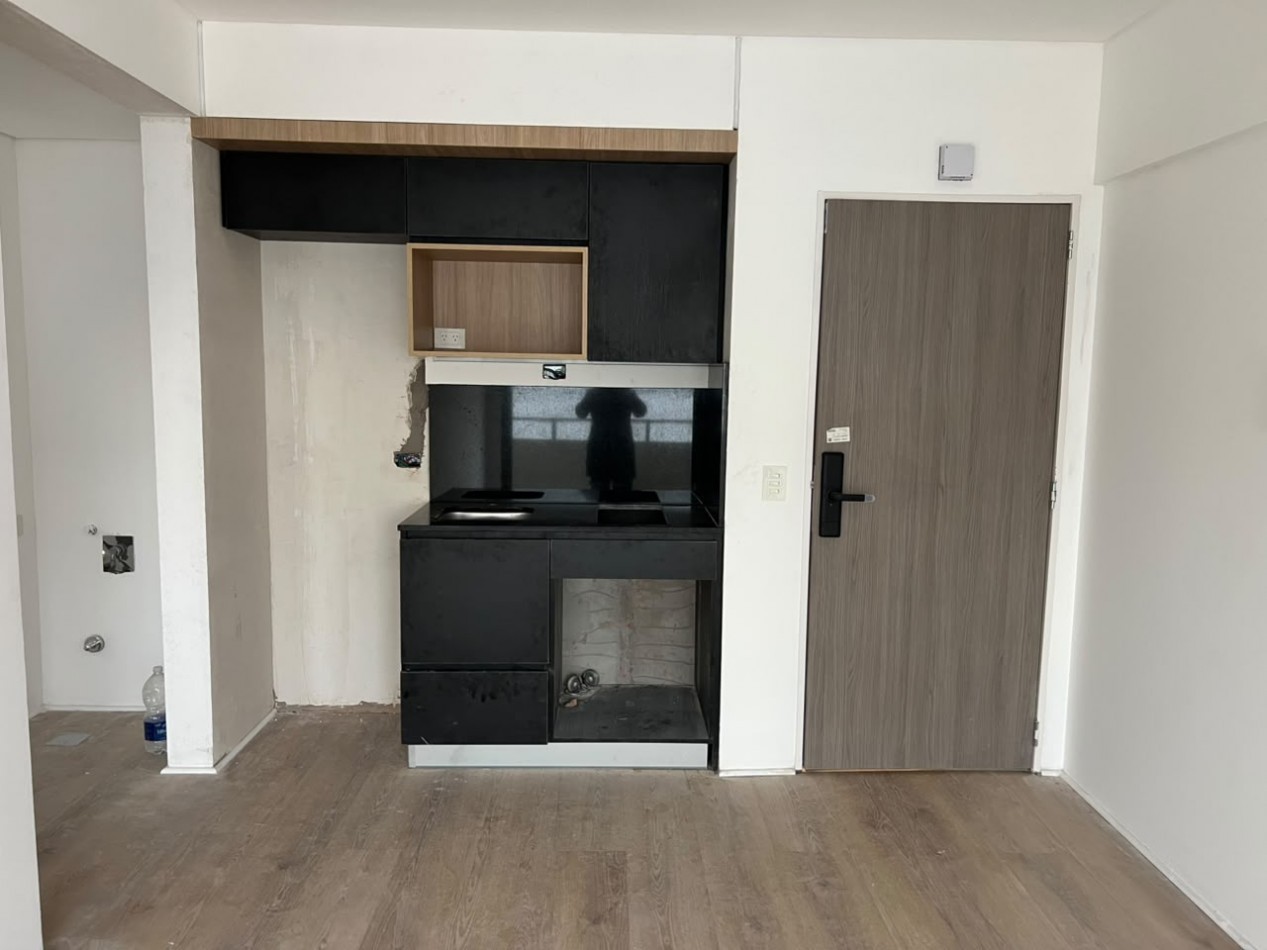  Venta en Construccion Depto 2 Ambientes en Parque Chas a m del Subte B