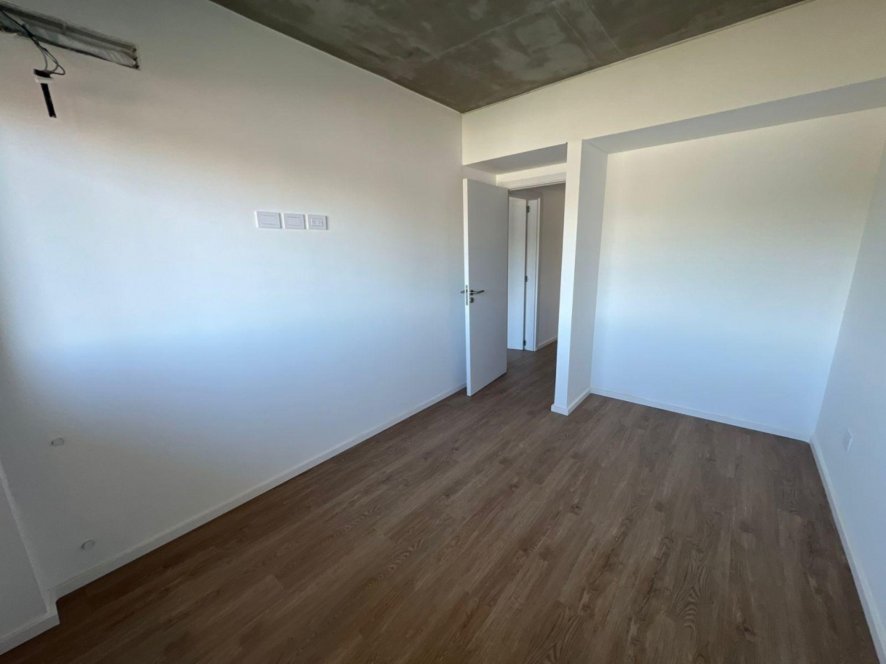 Departamento en venta en Villa Urquiza 4 ambientes en construccion con balcon y patio, piso 1