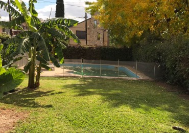 Casa en VENTA en exclusivo Barrio Rey Moro - La Horqueta San Isidro