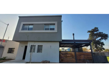 Casa Apto Credito en Venta en Barrio Semi Cerrado Sin Expensas en Ingeniero Maschwitz Escobar