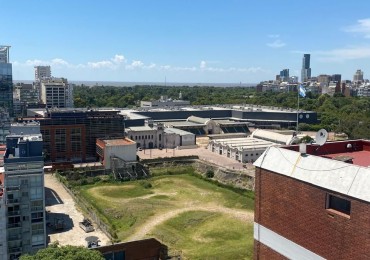 Se escucha Ofertas. Venta Dpto. + Coch. S/av. S. Fe. Vista Al Rio 