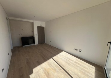  Venta en Construccion Depto 2 Ambientes en Parque Chas a m del Subte B